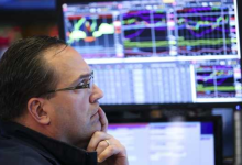 美国经济悬了？非农就业数据下修超90万后，本周这一数据更关键-程序员中文网