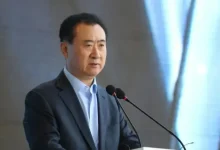 王健林“限高”取消背后,万达加速化债-程序员中文网